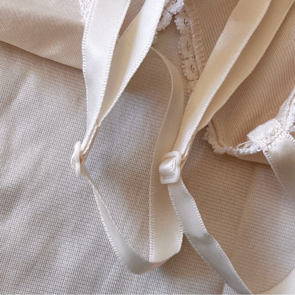 Vintage Made in USA Maidenform Cream Camisole Lace Detail union made size 34 - Picture 8 of 8